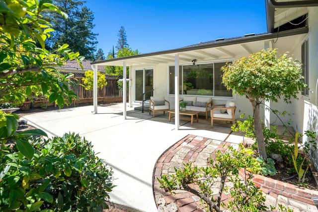 1583 Gilmore Street, Mountain View, CA 94040