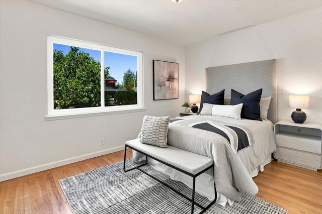 1583 Gilmore Street, Mountain View, CA 94040