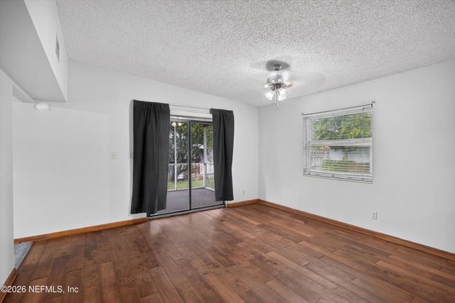 11462 ELANE Drive, Jacksonville, FL 32218