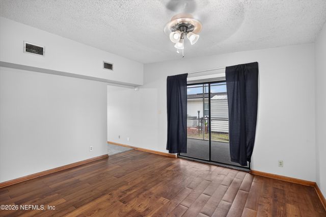 11462 ELANE Drive, Jacksonville, FL 32218