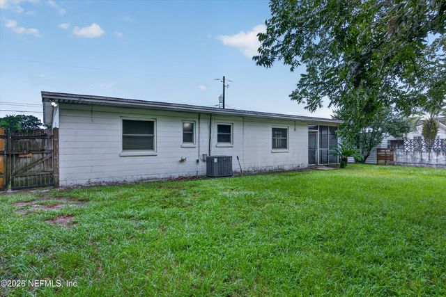 11462 ELANE Drive, Jacksonville, FL 32218