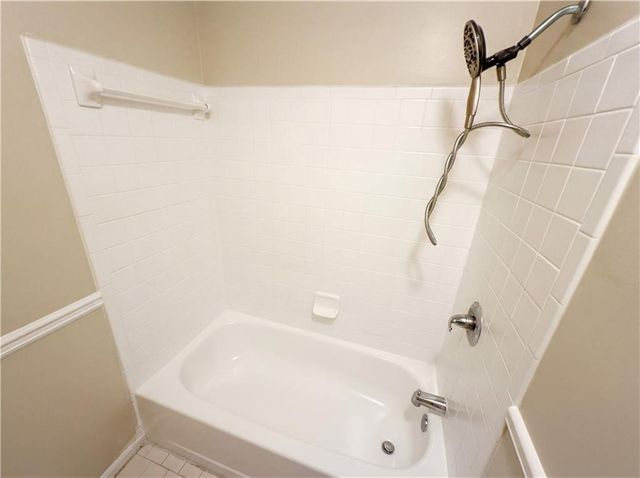 105 Vineyard Pond NW Drive, Norcross, GA 30071