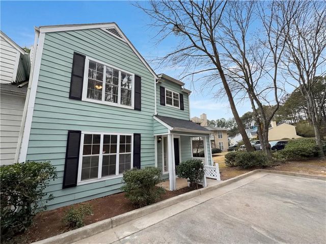 105 Vineyard Pond NW Drive, Norcross, GA 30071