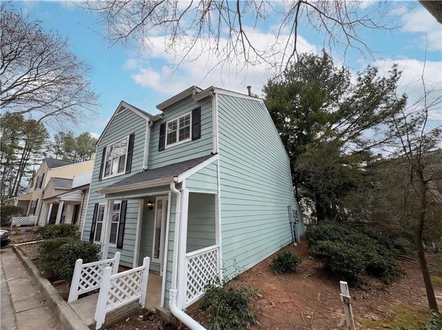 105 Vineyard Pond NW Drive, Norcross, GA 30071