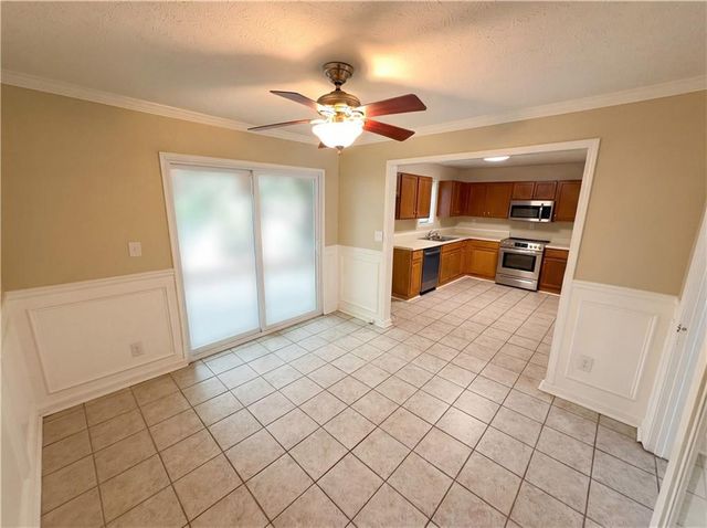 105 Vineyard Pond NW Drive, Norcross, GA 30071