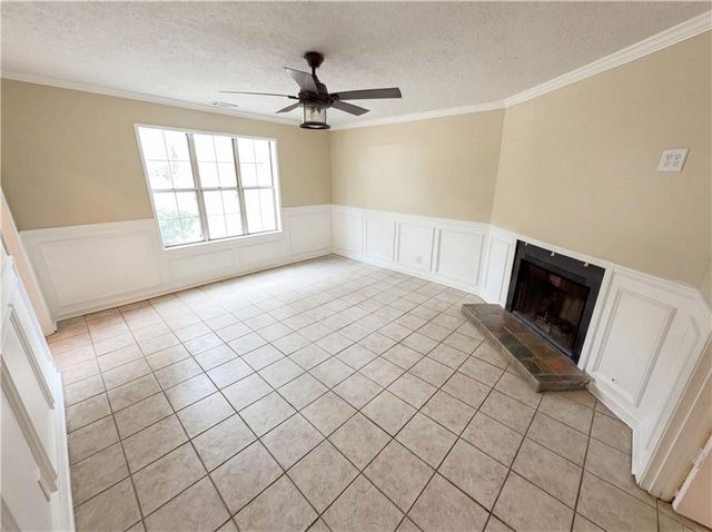 105 Vineyard Pond NW Drive, Norcross, GA 30071