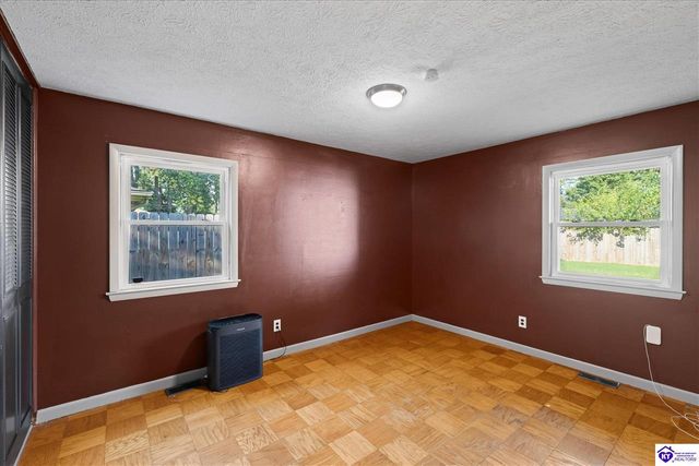 2911 Chippewa Drive, Owensboro, KY 42301