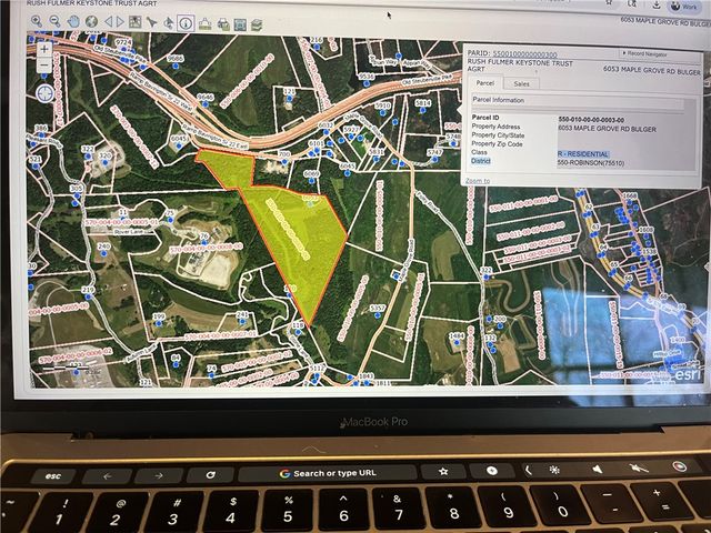 6053 Maple Grove, Robinson Twp, PA 15019