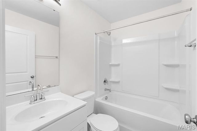 4514 Bella Terra Drive, Imperial, MO 63010