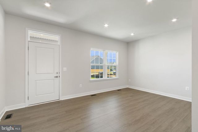 105 MCKITTRICK DR, Stafford, VA 22554
