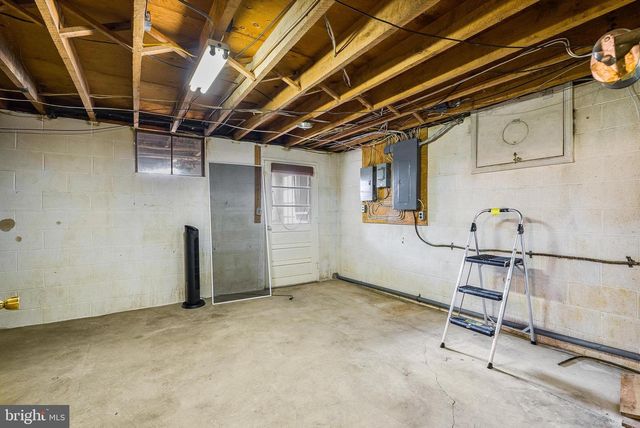 25 RINKER GATE, Fort Valley, VA 22652