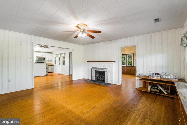 25 RINKER GATE, Fort Valley, VA 22652