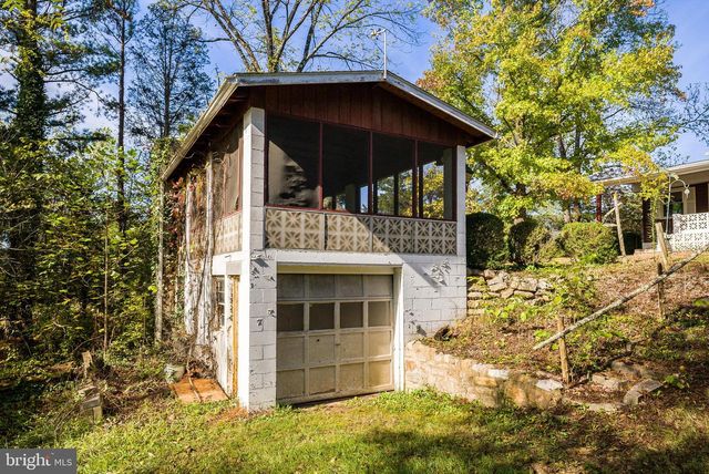 25 RINKER GATE, Fort Valley, VA 22652