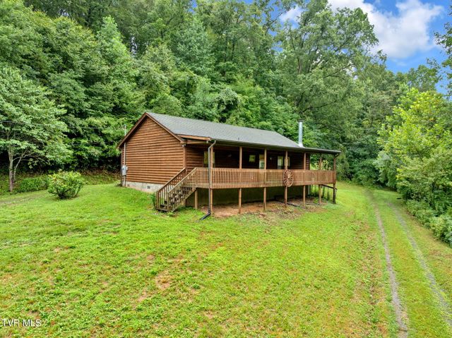 1306 Old Stage Road, Johnson City, TN 37615