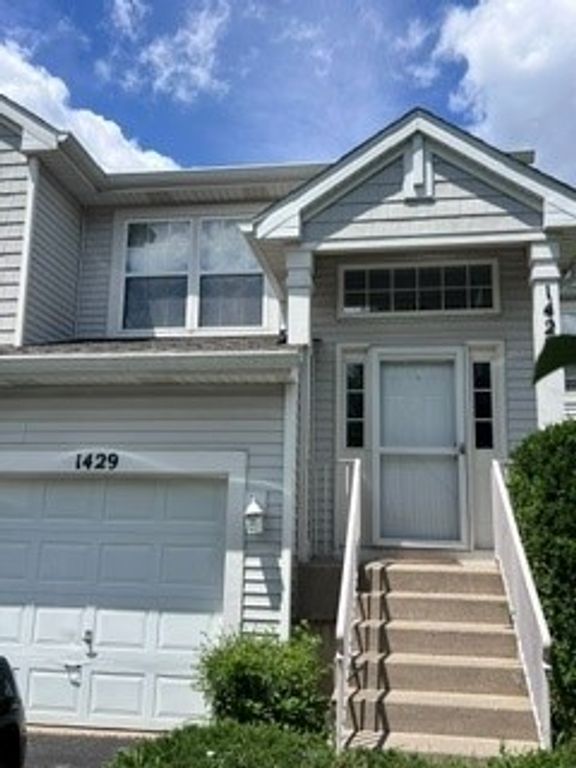 1429 Meadowsedge Lane 1429, Carpentersville, IL 60110