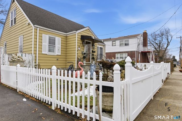 515 Birdseye Street, Stratford, CT 06615