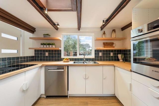 1207 Presidio Boulevard, Pacific Grove, CA 93950