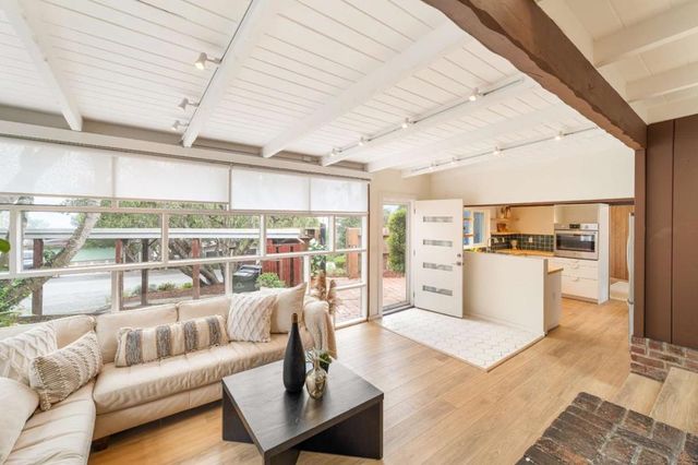 1207 Presidio Boulevard, Pacific Grove, CA 93950