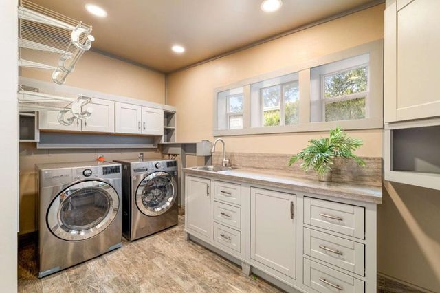 1207 Presidio Boulevard, Pacific Grove, CA 93950