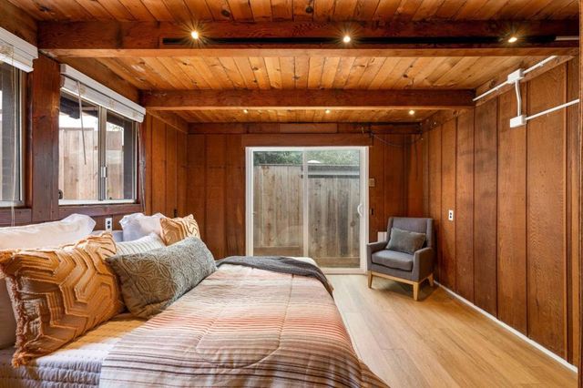 1207 Presidio Boulevard, Pacific Grove, CA 93950