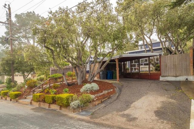 1207 Presidio Boulevard, Pacific Grove, CA 93950