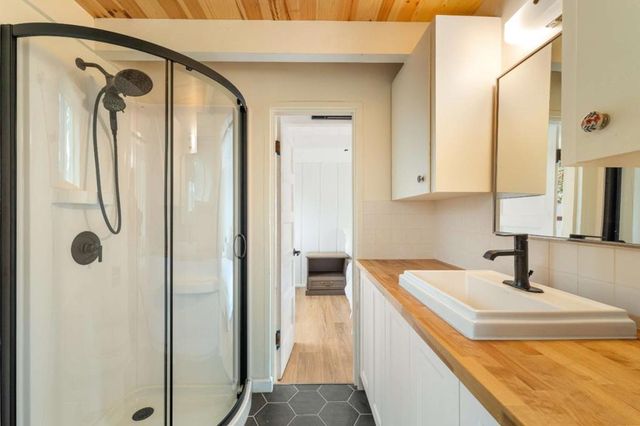 1207 Presidio Boulevard, Pacific Grove, CA 93950