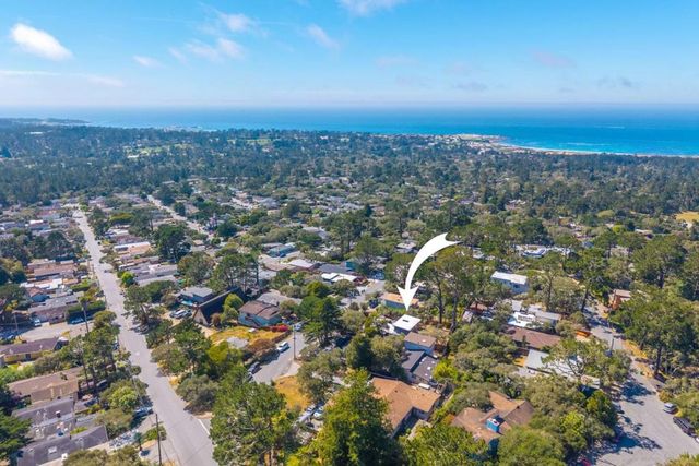 1207 Presidio Boulevard, Pacific Grove, CA 93950