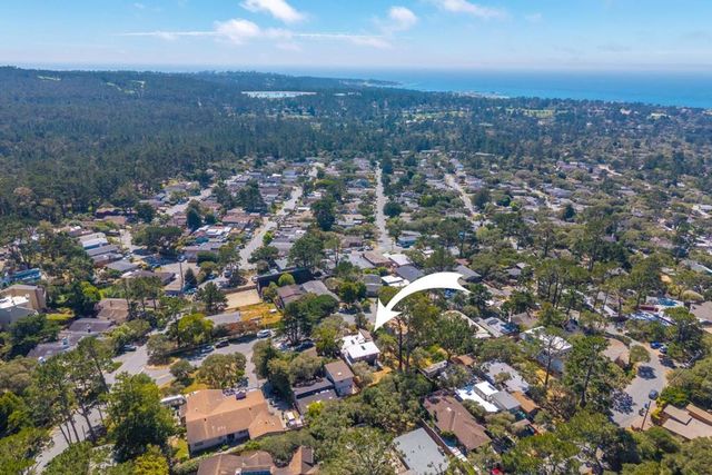 1207 Presidio Boulevard, Pacific Grove, CA 93950