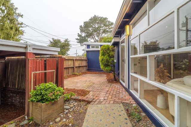 1207 Presidio Boulevard, Pacific Grove, CA 93950