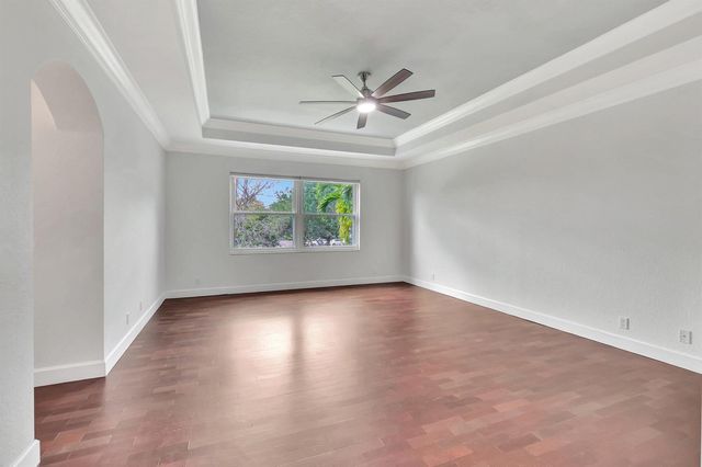 40 Country Lake Circle, Boynton Beach, FL 33436