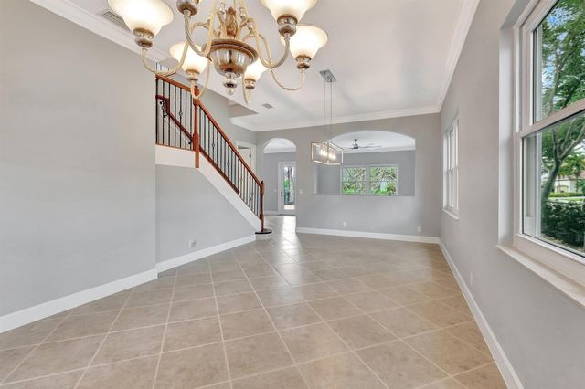 40 Country Lake Circle, Boynton Beach, FL 33436