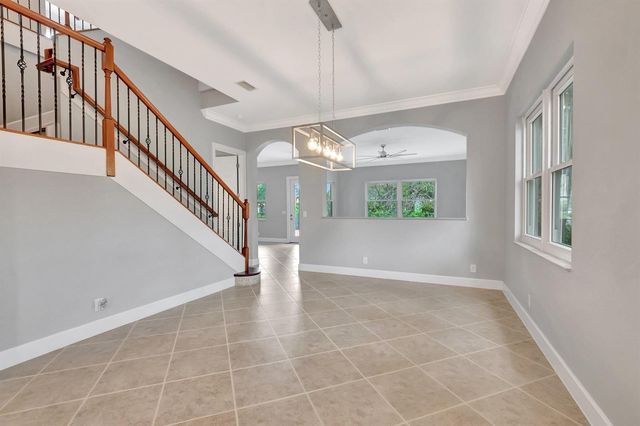 40 Country Lake Circle, Boynton Beach, FL 33436