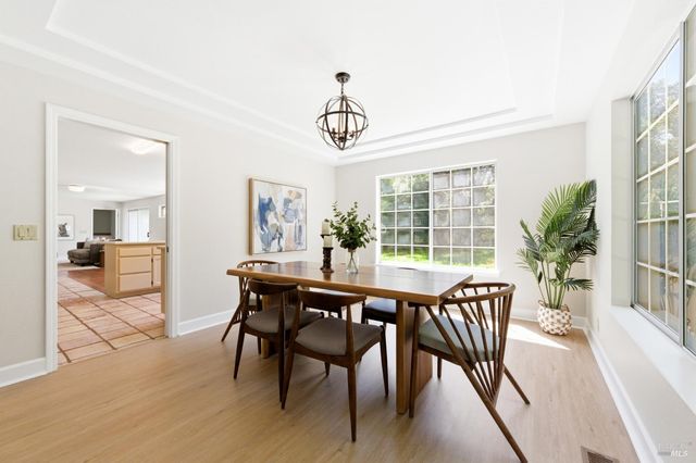 121 Main Dr, San Rafael, CA 94901