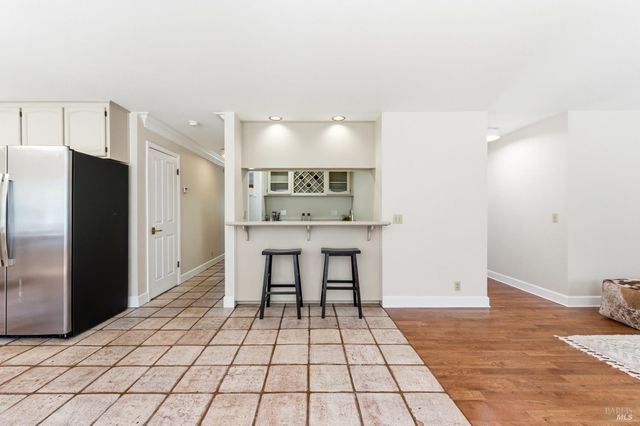 121 Main Dr, San Rafael, CA 94901