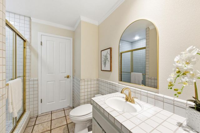 121 Main Dr, San Rafael, CA 94901