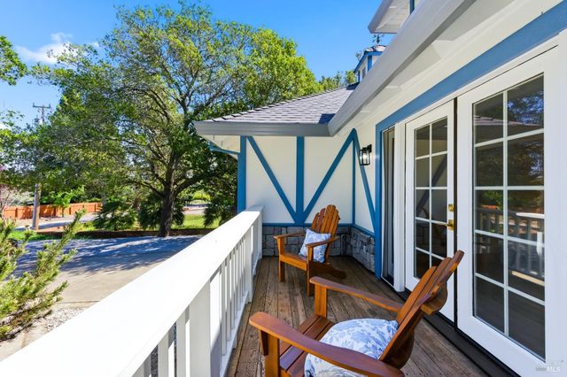 121 Main Dr, San Rafael, CA 94901