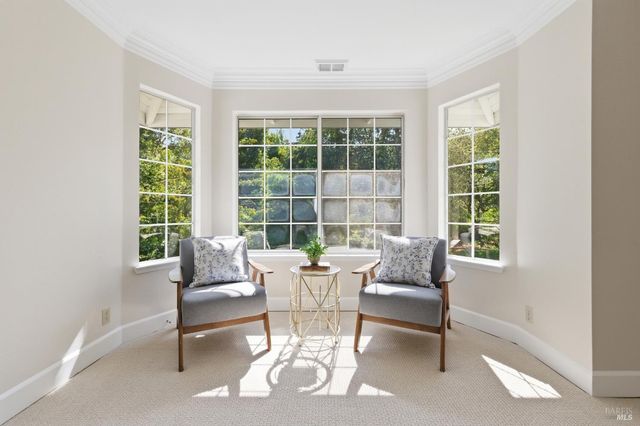 121 Main Dr, San Rafael, CA 94901