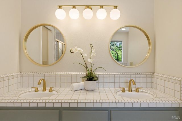 121 Main Dr, San Rafael, CA 94901