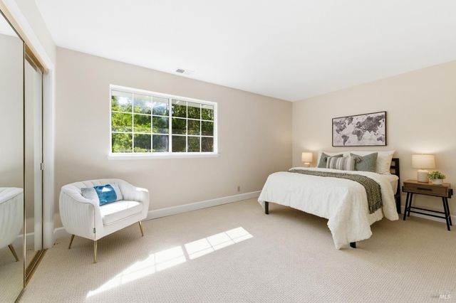 121 Main Dr, San Rafael, CA 94901