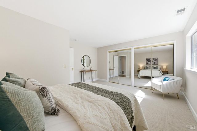 121 Main Dr, San Rafael, CA 94901