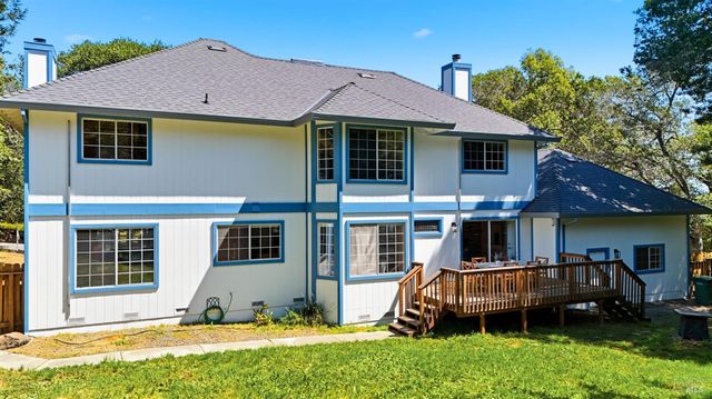 121 Main Dr, San Rafael, CA 94901