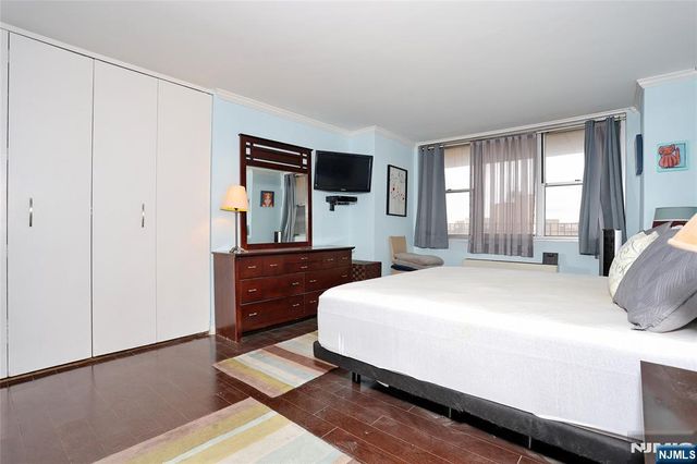 6040 Boulevard 8H, West New York, NJ 07093