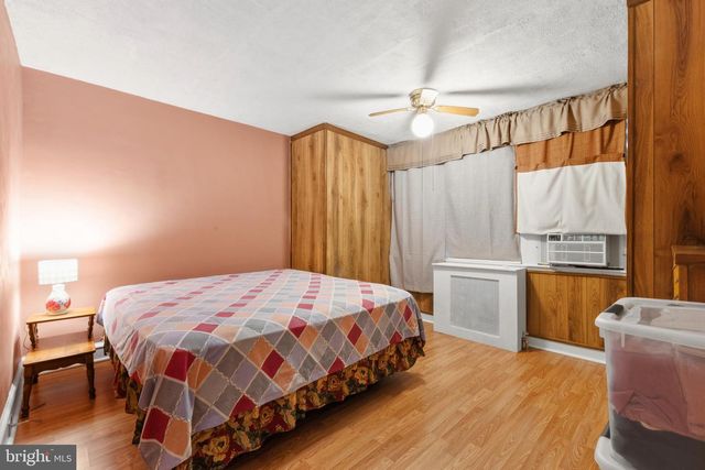 213 W DUNCANNON AVE, Philadelphia, PA 19120