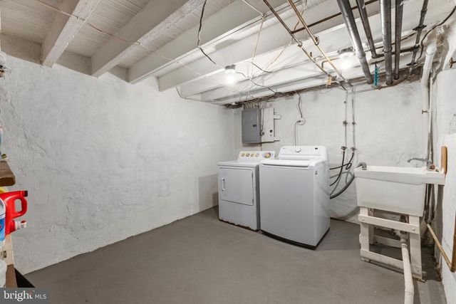 213 W DUNCANNON AVE, Philadelphia, PA 19120