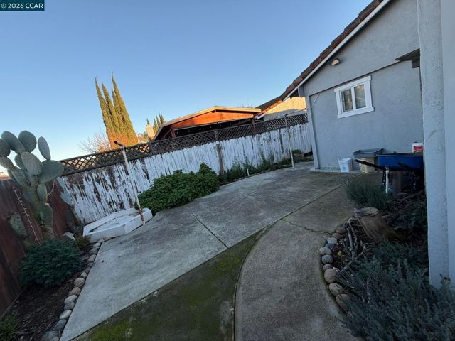 606 W 20Th St, Antioch, CA 94509