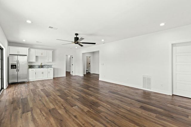 805 Brighton Court, Richmond, KY 40475