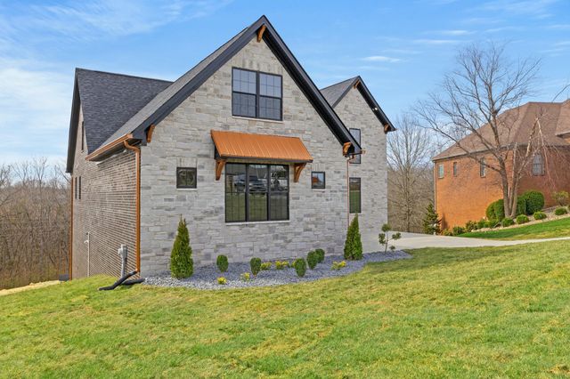 805 Brighton Court, Richmond, KY 40475