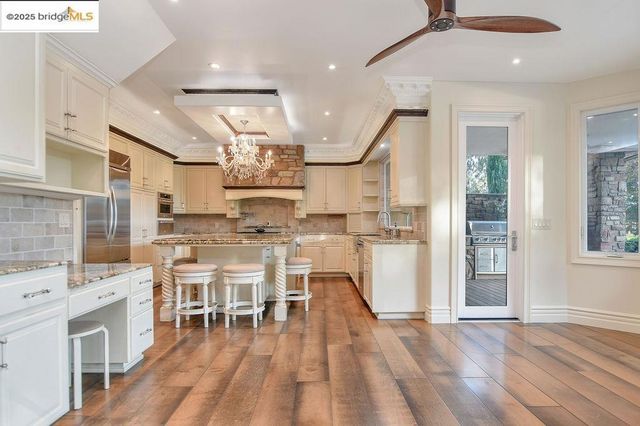 5580 Edgeview Dr, Discovery Bay, CA 94505