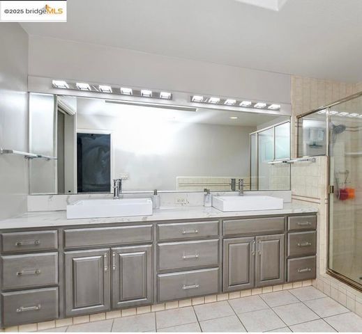 5580 Edgeview Dr, Discovery Bay, CA 94505