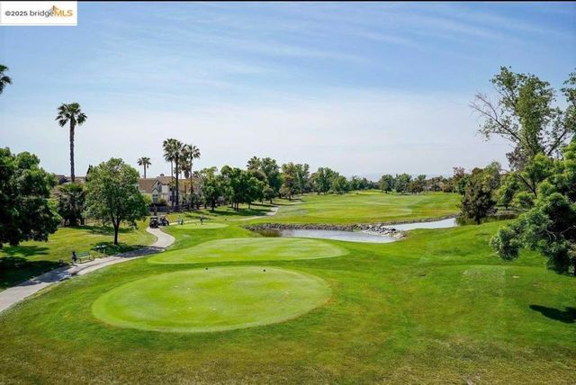 5580 Edgeview Dr, Discovery Bay, CA 94505